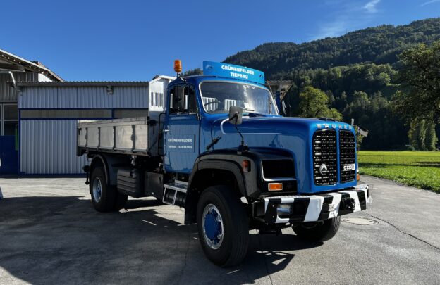 Bild 2-Achser Saurer